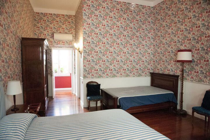 Room 10 of 44