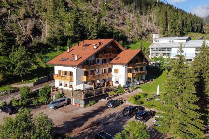 Hotel 9 of 10