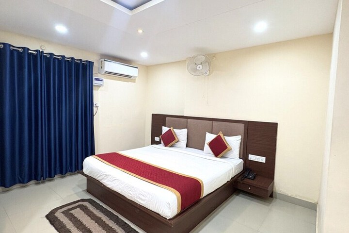 Room 7 of 14