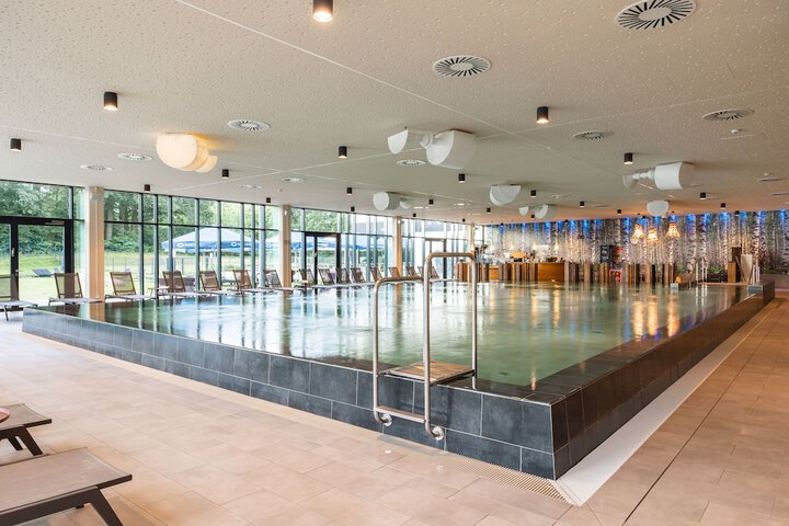 Pools & Facilities