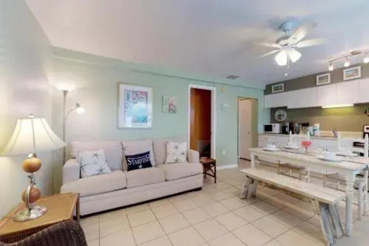 Image of Bay View Inn 101 308 2nd St