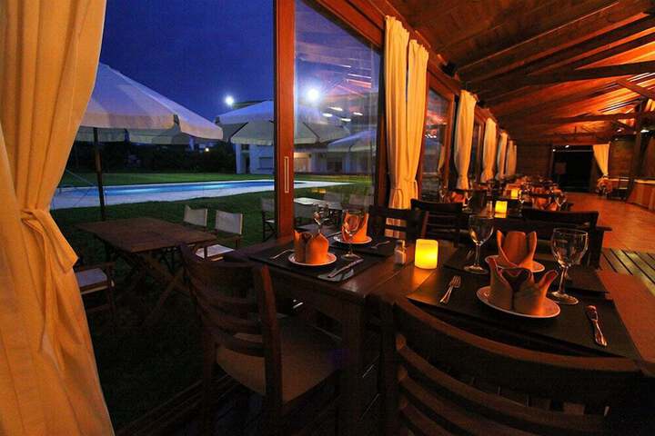 Dining 138 of 166