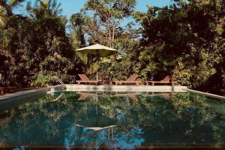 Pool 20 of 49