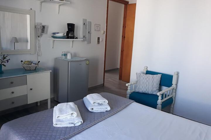 Room 14 of 68