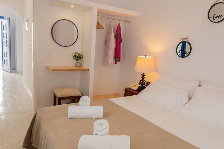 Room 51 of 210