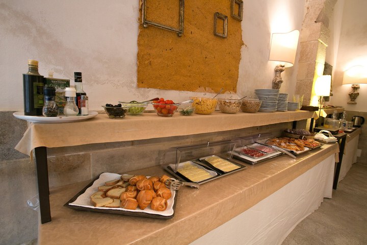 Dining Photos