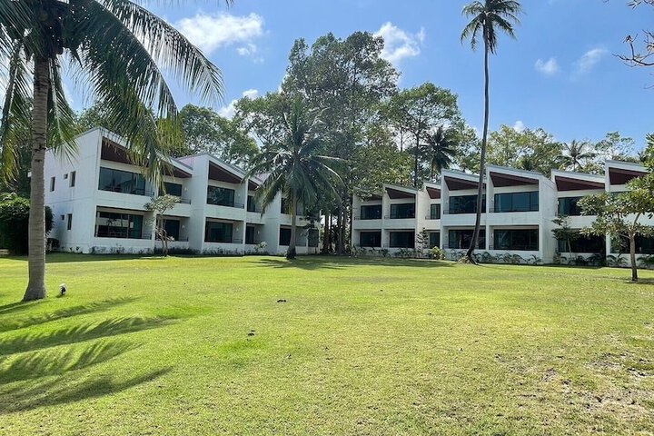 Hotel 66 of 74