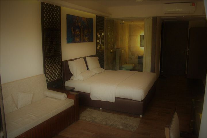 Room 18 of 75