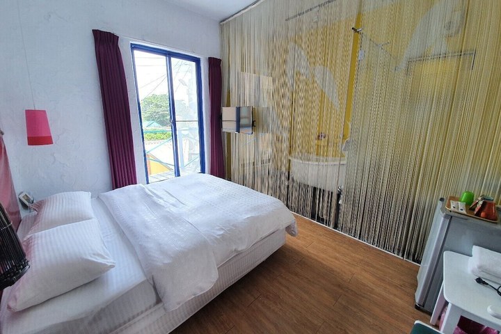 Room 27 of 75