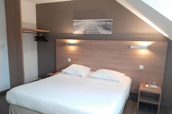 Room 17 of 138