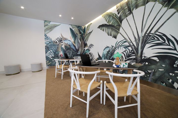 Guest Lobby