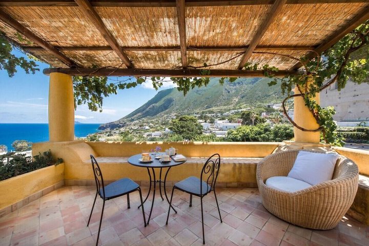 Terrace/Patio 42 of 130