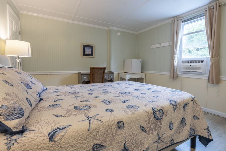 Room 106 of 309