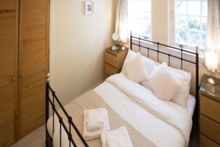 Room 13 of 14
