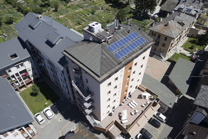 Hotel 79 of 81