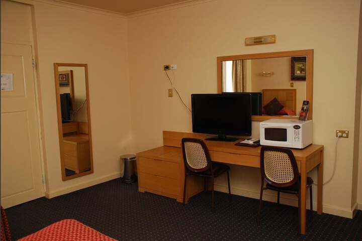 Room 2 of 29