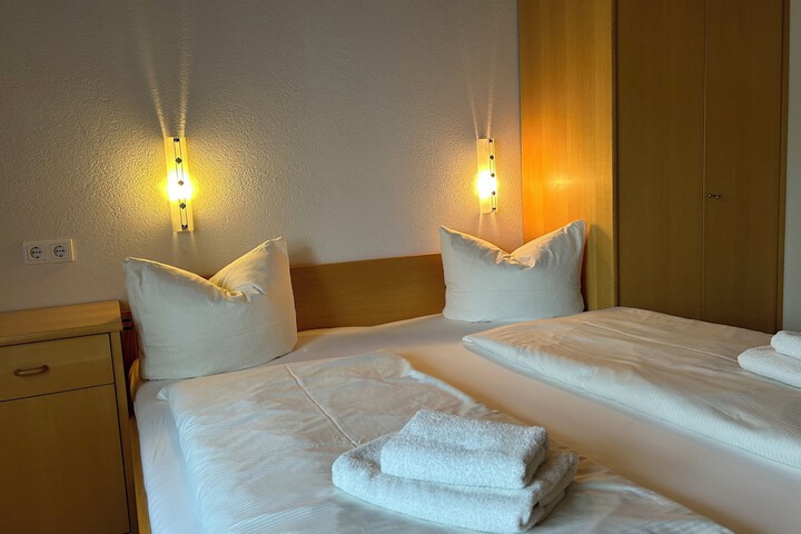Room 44 of 114