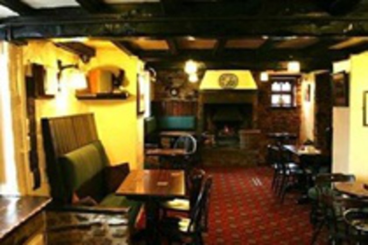 The Farmyard Inn