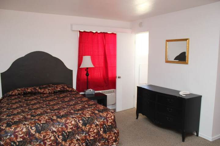 Room 5 of 38