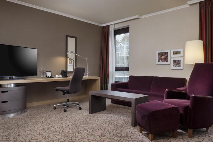 Room 70 of 130