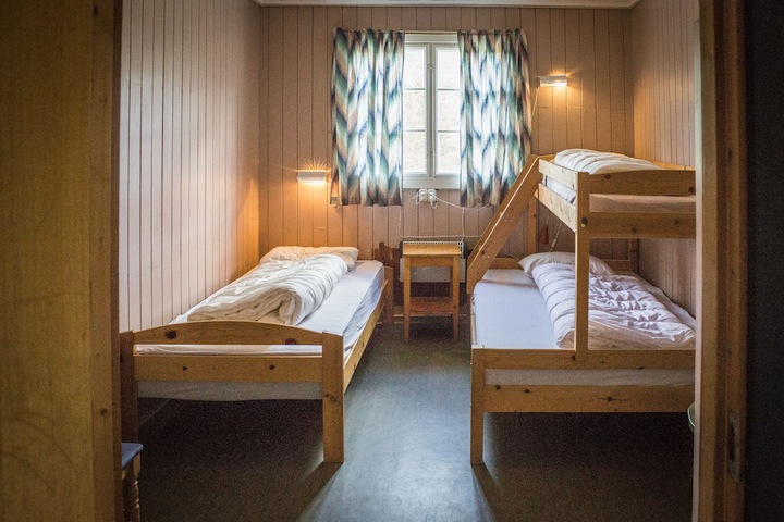 Room 6 of 31