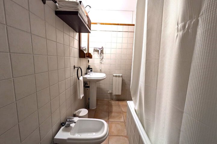 Room 14 of 36