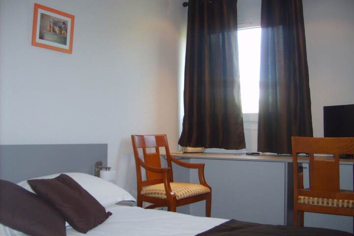 Room 19 of 51