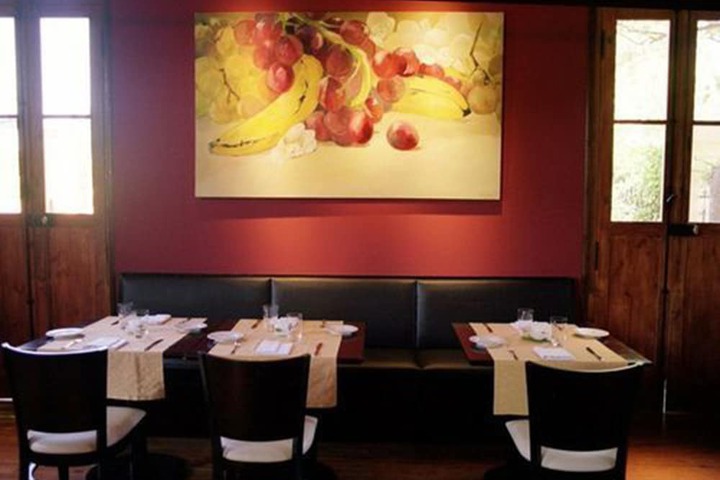 Dining 45 of 81