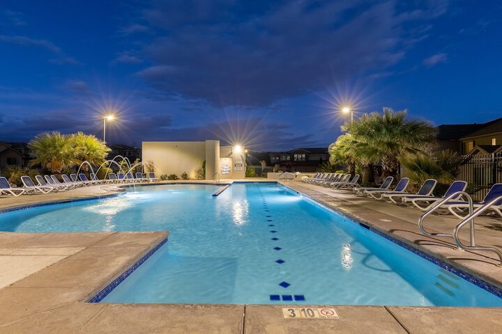 Pool 54 of 64