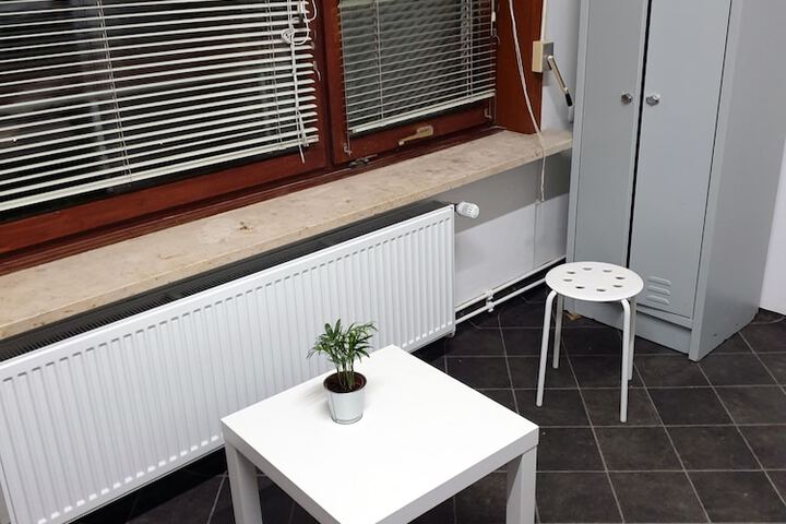 Room 2 of 14