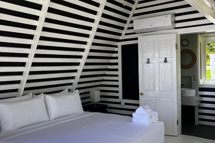 Room 43 of 130