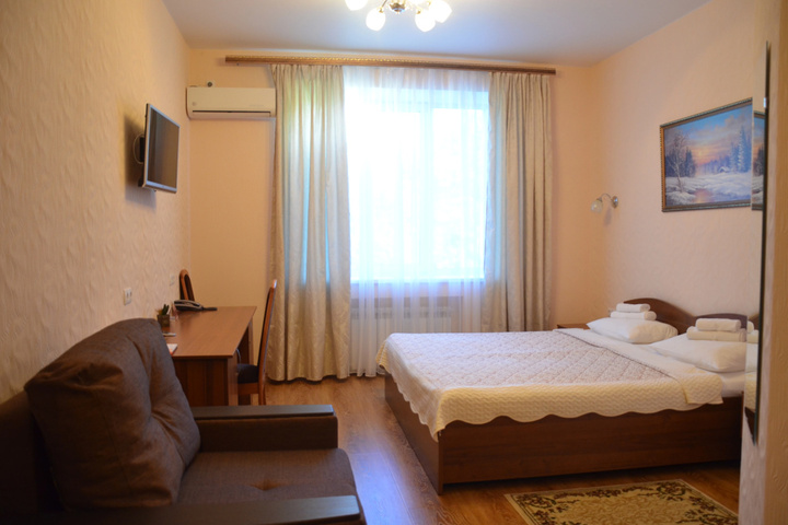 Room 15 of 37