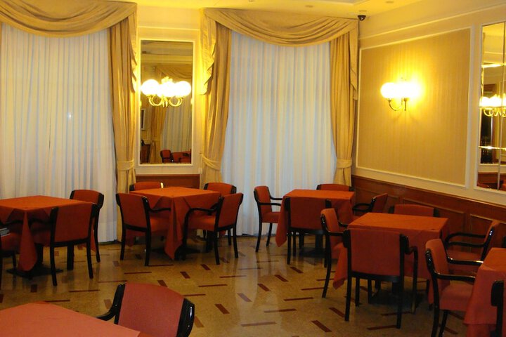 Hotel Interior 3 of 39