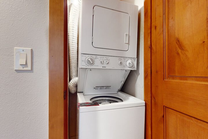 Laundry 29 of 80