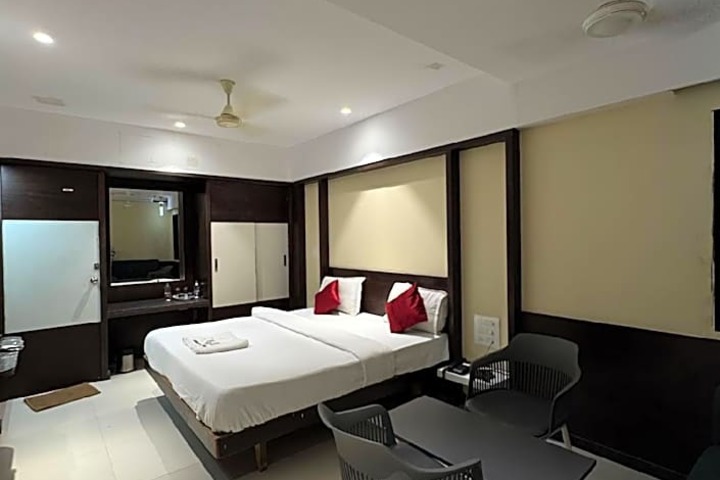 Hotel ASHRAYA INN