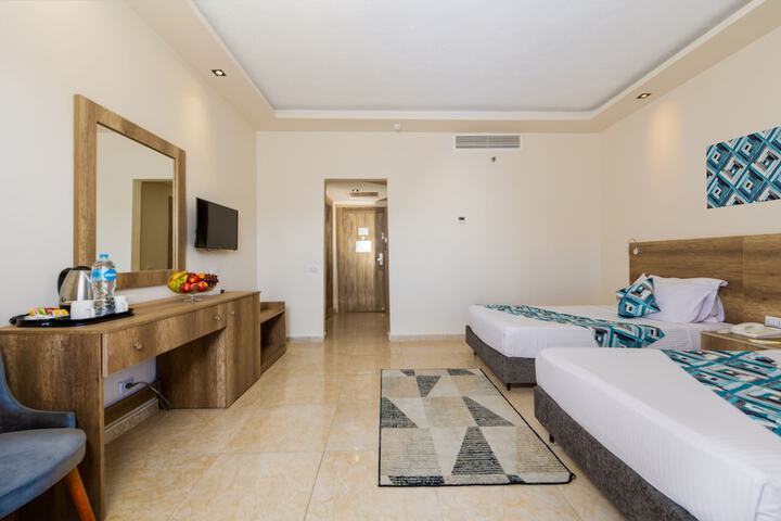 Room 20 of 131