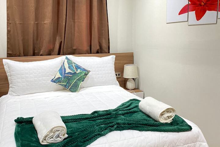 Room 10 of 26