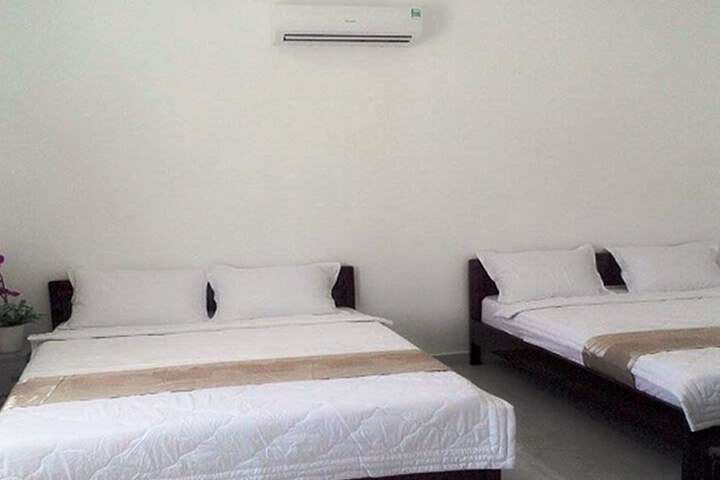 Room 17 of 47