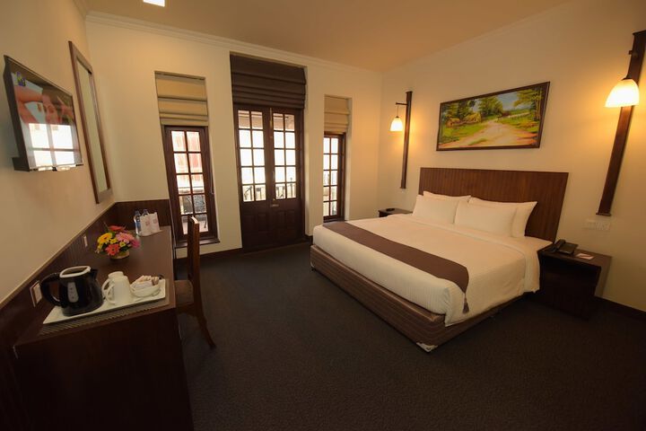 Room 12 of 67