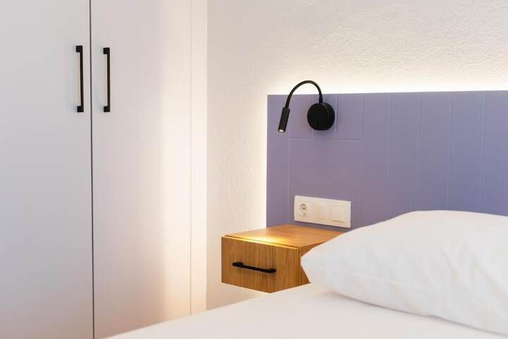 Room 10 of 74