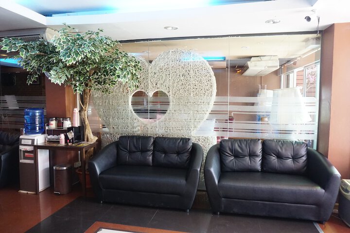 Hotel Interior 6 of 47