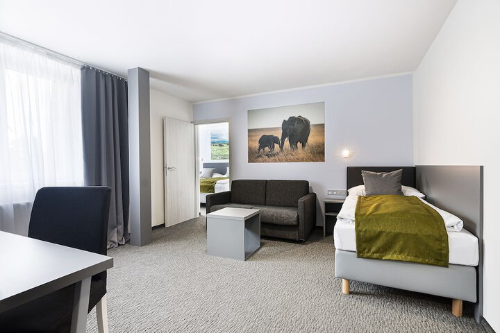 Room 15 of 133