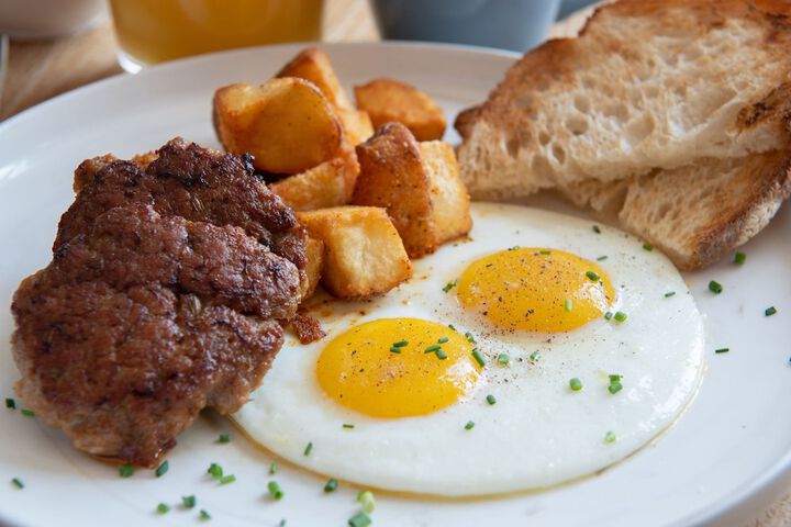 Breakfast meal