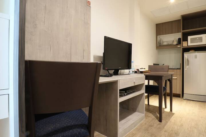 Room 16 of 60