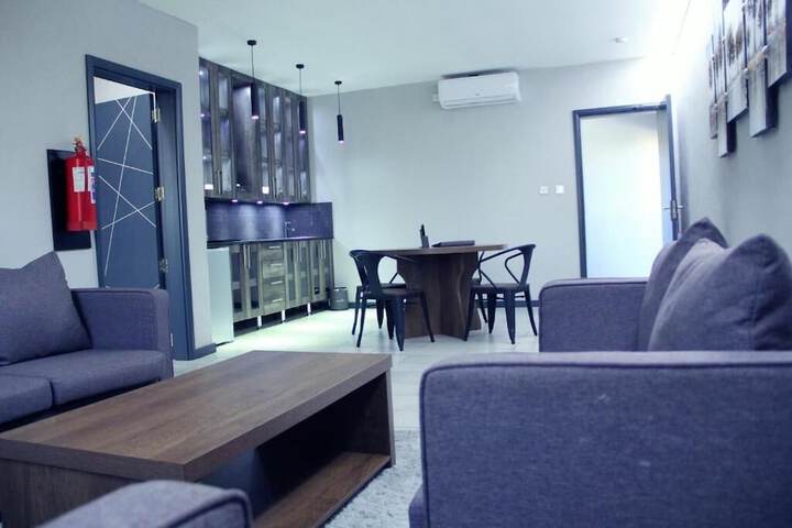 Room 28 of 61