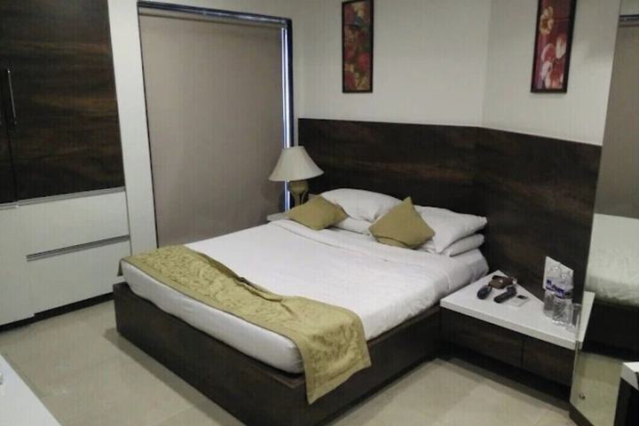 Room 7 of 23