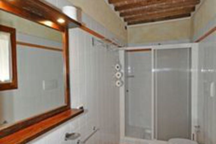 Room 5 of 51