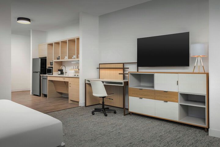 Room 7 of 46