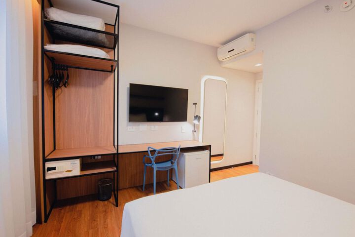 Room 15 of 86