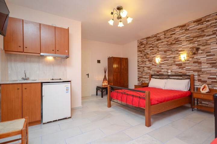 Room 10 of 85